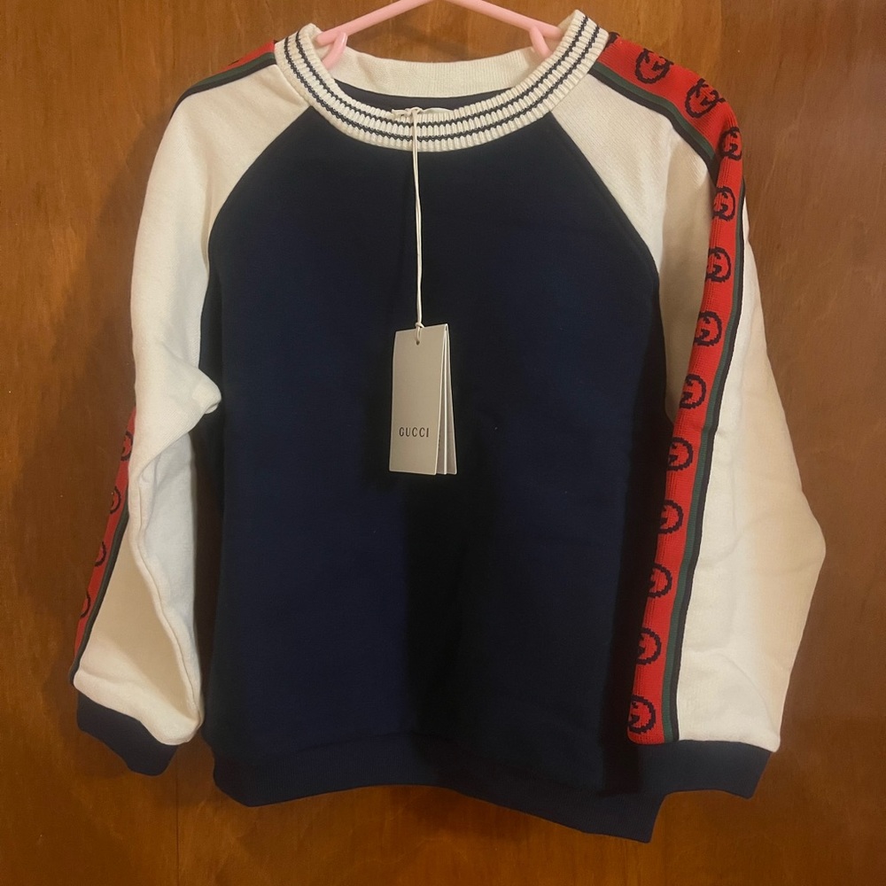 NEW! Gucci kid sweatshirt size 4